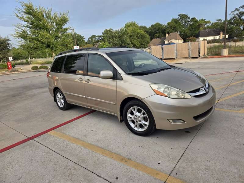 2006 Toyota Sienna XLE 7 Passenger