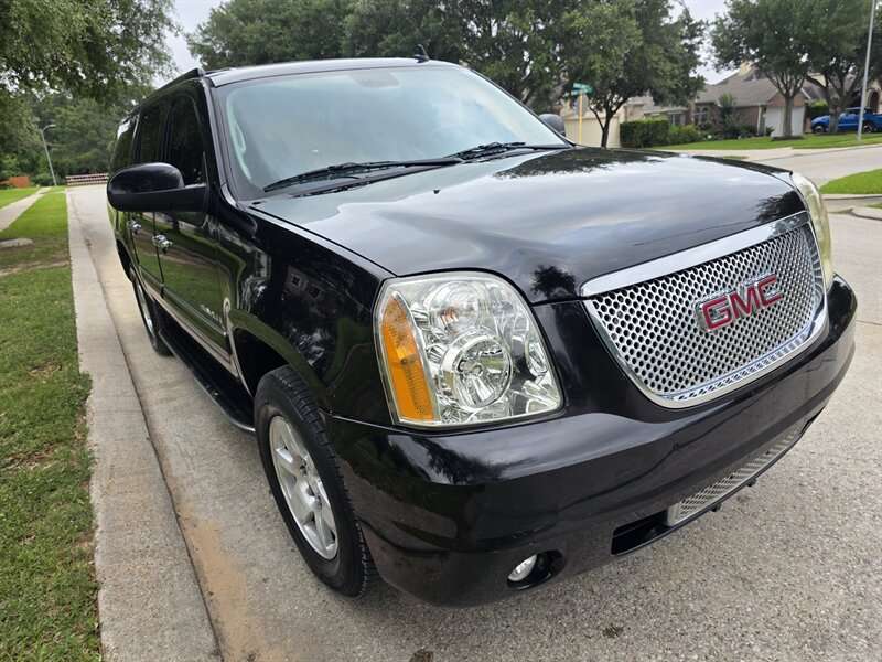 2008 GMC Yukon XL Denali
