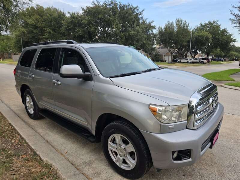 2011 Toyota Sequoia SR5