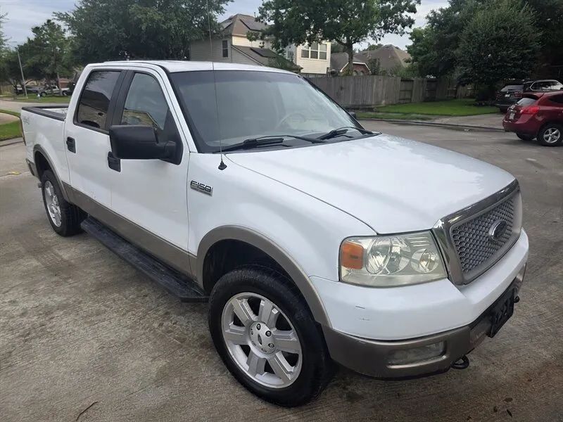 White Ford F-150 SuperCrew used pickup near Houston TX